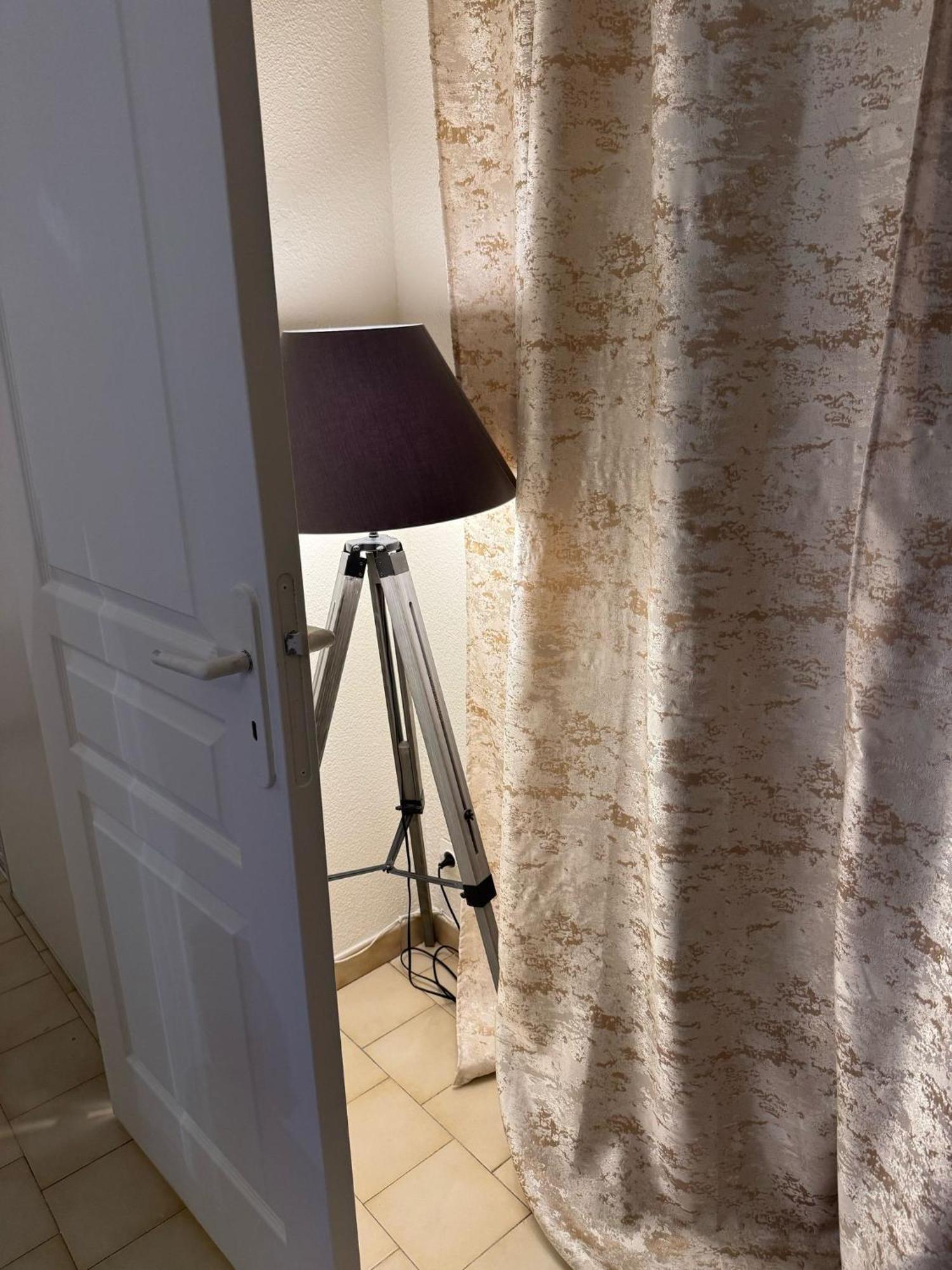 Апартаменти T2 Montpellier Plein Sud Clim Wifi Terrasse De 16M2 Екстер'єр фото